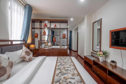 room detail thumbnail 0