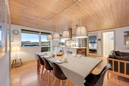 Exterior view, Large, Well-Maintained Holiday Home Near Søndervig, With Activity Room, 6-Person Outdoor Hot Tub And in Ringkobing