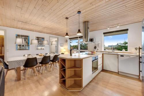 Exterior view, Large, Well-Maintained Holiday Home Near Søndervig, With Activity Room, 6-Person Outdoor Hot Tub And in Ringkobing