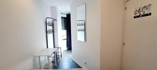 AYZ Ulises - Auto check-in property in Hortaleza