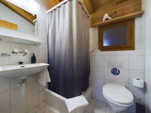 Hotel Wildbach Brienz Room Type - Family Room with Lake View & Balcony