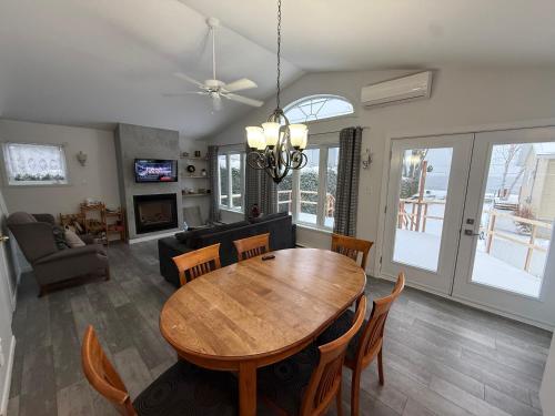 Maison sur la plage in Šambora (QC)