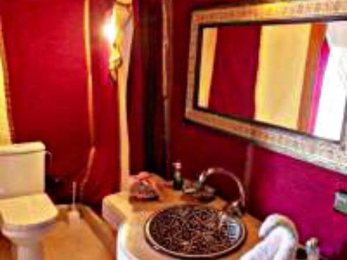 Luxury Dune's Camp in Takojt