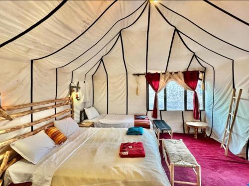 Luxury Dune's Camp in Takojt