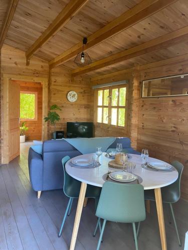 DOMAINE DES GALLINACES CHALET SUSSEX 2-4p in Marigny-les-Reullee