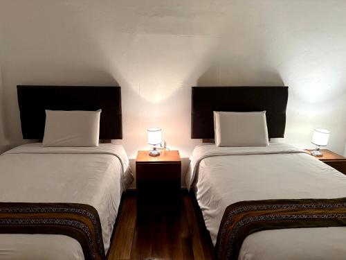 Cusco - Flor de Loto – Cuzco, NJ