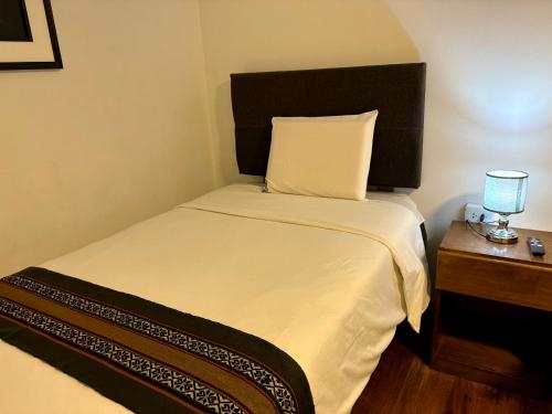 Cusco - Flor de Loto – Cuzco, NJ