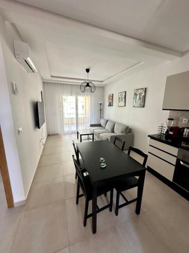 Appartement calme vue sur Jardin avec Piscine et Wi-Fi in Cabo Negro