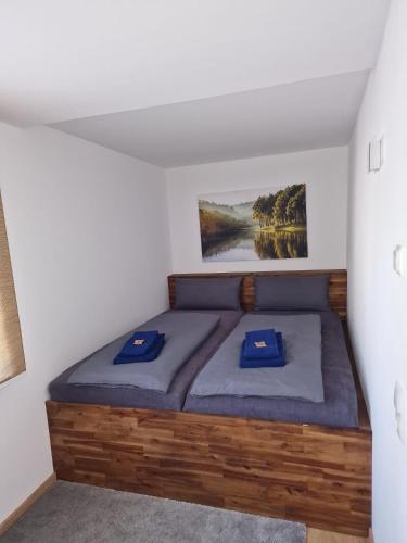 Großzügige Ferienwohnung in Stadtilm, WLAN, Küche und Bad in Stadtilm, Deutschland