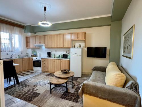 Calma Apartment - Your calm escape in Arcadia in Tripoli