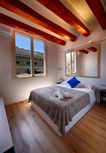 Ramblas Waterfront Stay
