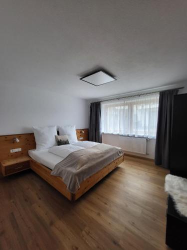 Ferienwohnung Pöll in Stanz bei Landeck, Österreich