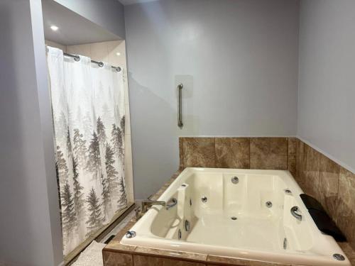 Nueva Vizcaya & Suites in Parral
