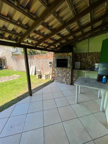 Casa espacosa praia da Daniela Florianopolis in Praia de Daniela