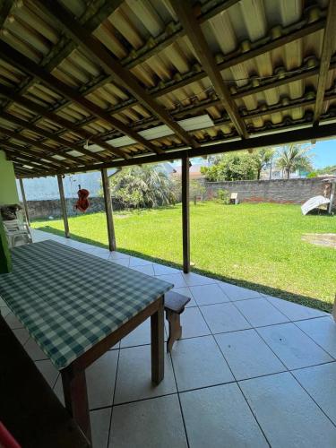 Casa espacosa praia da Daniela Florianopolis in Praia de Daniela