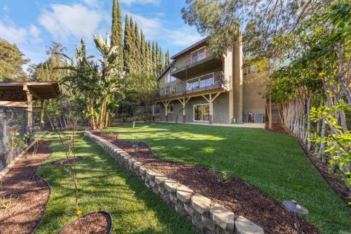 Tranquil Hideaway Private Retreat with Mountain Views in 科瑞斯塔森塔谷