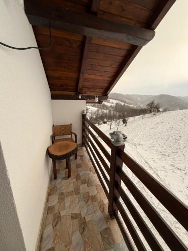 Cabana Colț de liniste (Cabana Colt de liniste) in Susenii Bârgăului