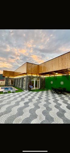 Wood house hot pool in Qebele Vendam – khách sạn tại Nohurqishlaq
