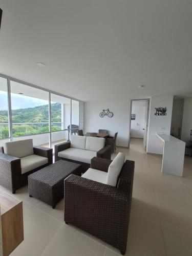 Apartasol Moderno bajo el Sol de Santa Fe