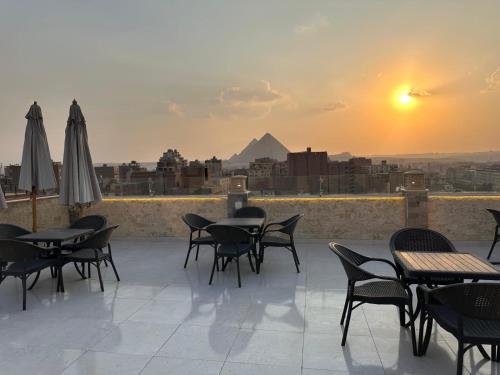 sun 3 pyramids view hotel - image 10