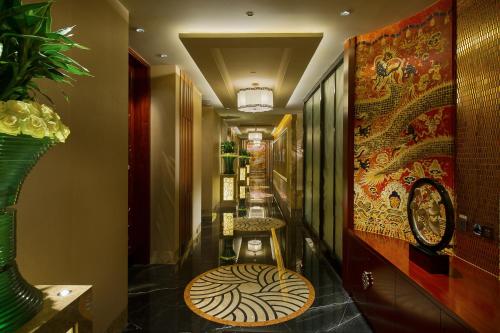 Zhaolin Grand Hotel