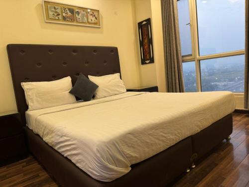 Luxury Elysium 1BHK Opposite Centaurus Mall - image 4