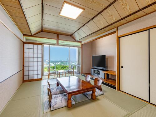 5 futon beds