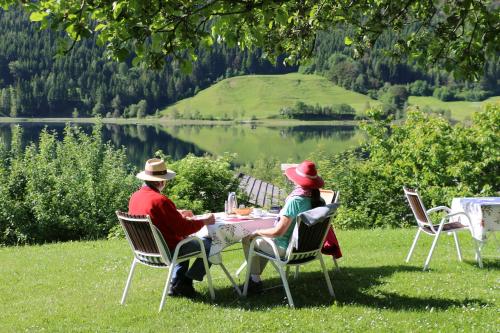 Ferienhof Obergasser und Bergblick