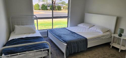 Room In Dubbo With Queens Beds in Dubbo