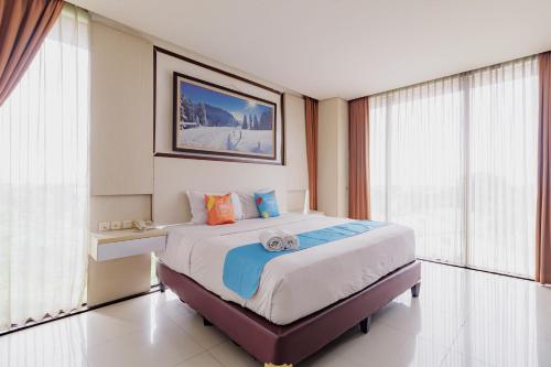 SANS Vibes Hotel Igloo Cikarang - Tap to explore photos