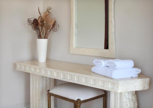 Park Hotel - image 6