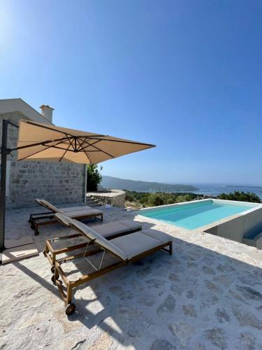 Luxury stone house with infinity pool