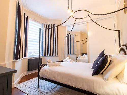Grosvenor 126 Trendy Jesmond Whole Apartment – khách sạn tại Jesmond