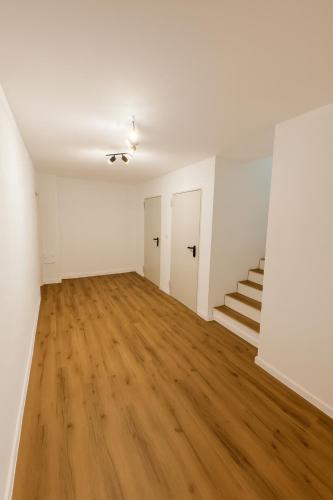 Alpenpanorama Renoviertes Apartment mit Bergblick in Buchenberg