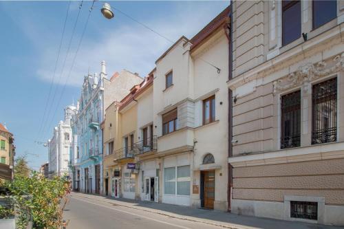 Udvendig, Oasis Rooms Oradea in Oradea