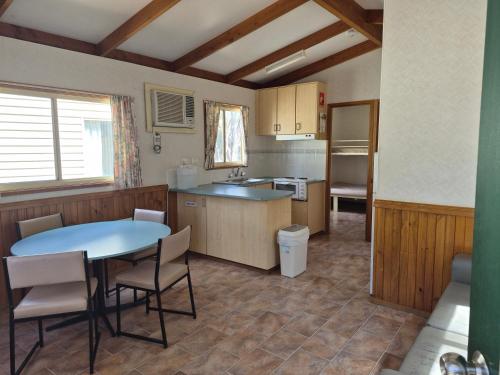 Iekārtas, Tiny Away Escape at Laanecoorie Lakeside in Betley