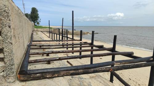 monte Village beach camping in Beira