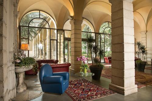 Vestíbulo, Centro Paolo VI in Brescia