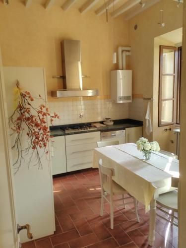 Lauretta 5