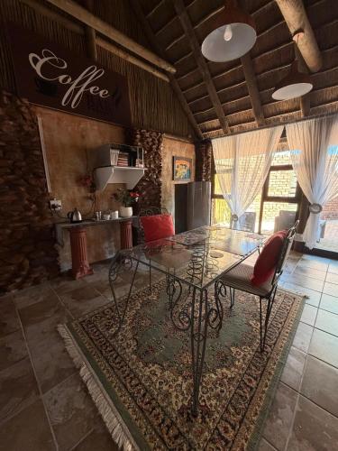 Mutfak, The Owls Inn Country Villa's in George Central