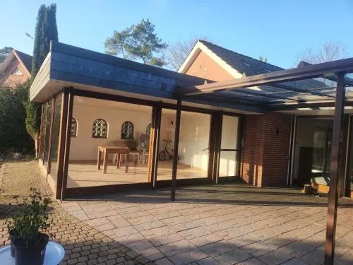 Einfamilienhaus mit 5 Zimmern in Neu Wulmstorf, Deutschland