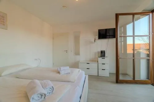 Chrysantihof - Apartment 389 mit POOL & SAUNA in Zwiesel, Deutschland