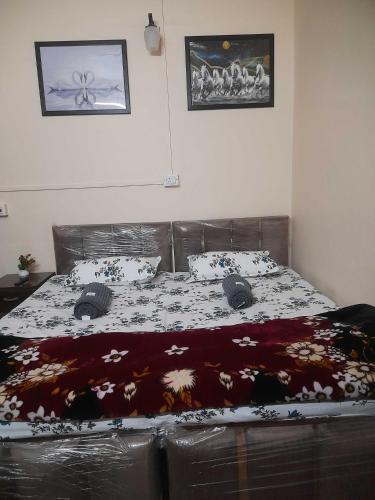 Kashi dham heritage Homestay-Near to Temple and ghats – khách sạn tại Jaitpura