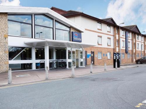 . Travelodge Oxford Peartree