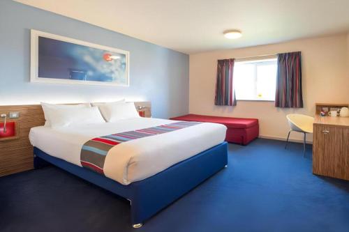Travelodge Bicester Cherwell Valley M40 in Stoke Lyne