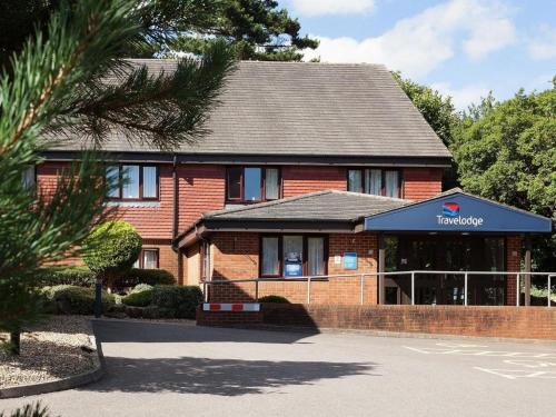 . Travelodge Bracknell