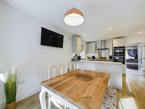 Westbury Getaway - Large 3 Bedroom House in Chapmanslade