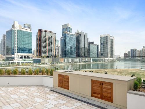 VayK - Luxury 1 BD with Panoramic Canal Views - image 10