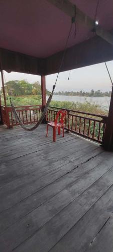 Mamapieng Riverview Bungalows in Muang Khong