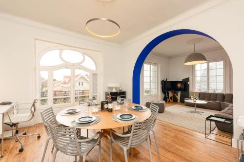 MISVA KEYWEEK Architect-designed flat in Biarritz with garden - image 3